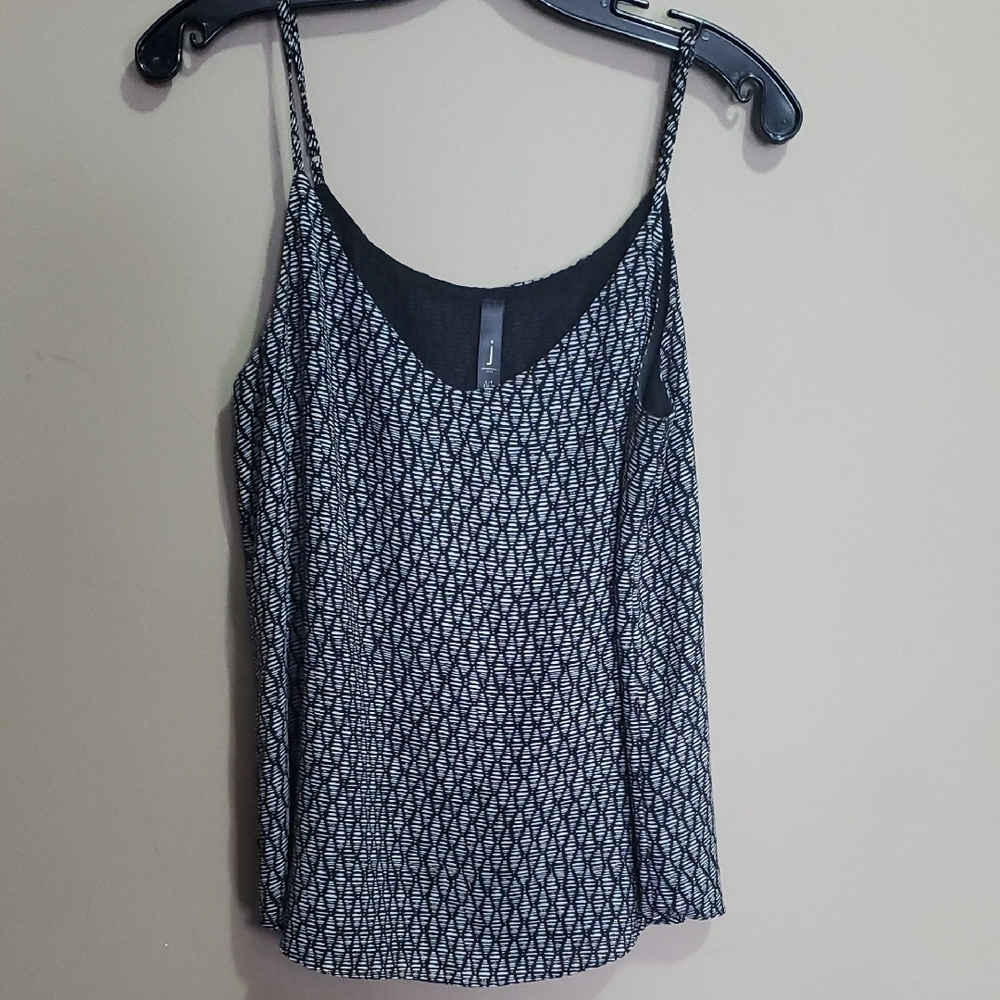 Jess Black and White Geometric Women's Top Size Small